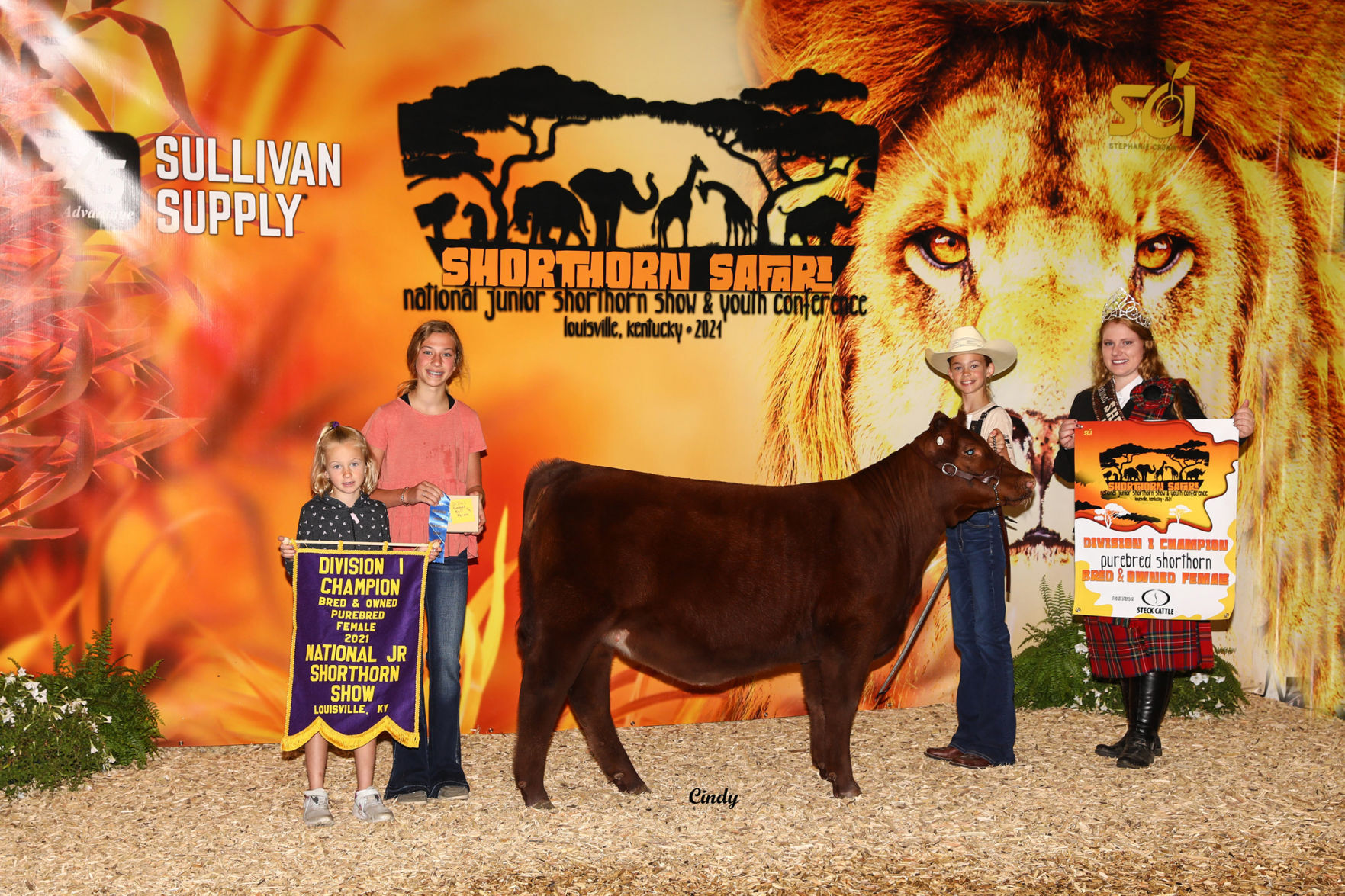 Mahomet girl livestock award.jpg